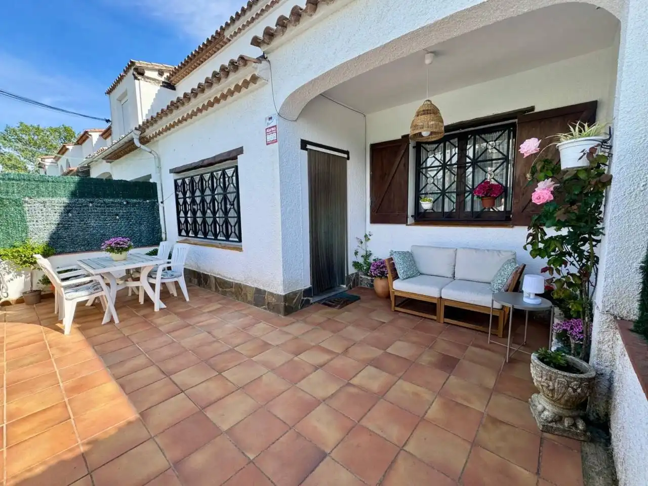 Terraced house with garden for sale in Calle Ventolà 21, imagen 3