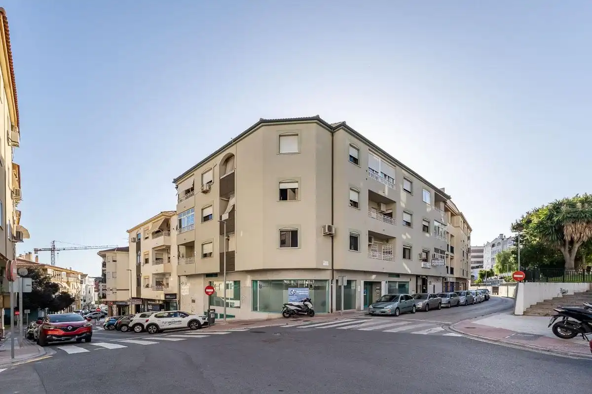 Vista exterior de Pis en venda en Motril amb Aire condicionat