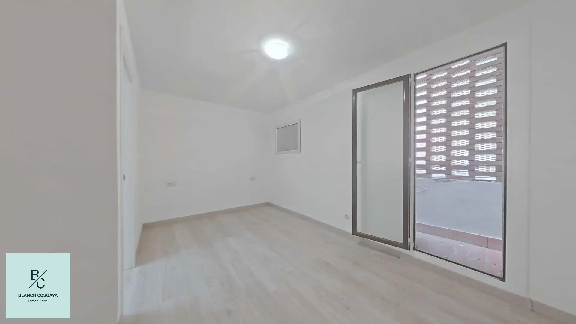 Habitación de Oficina de alquiler en Nou Barris
