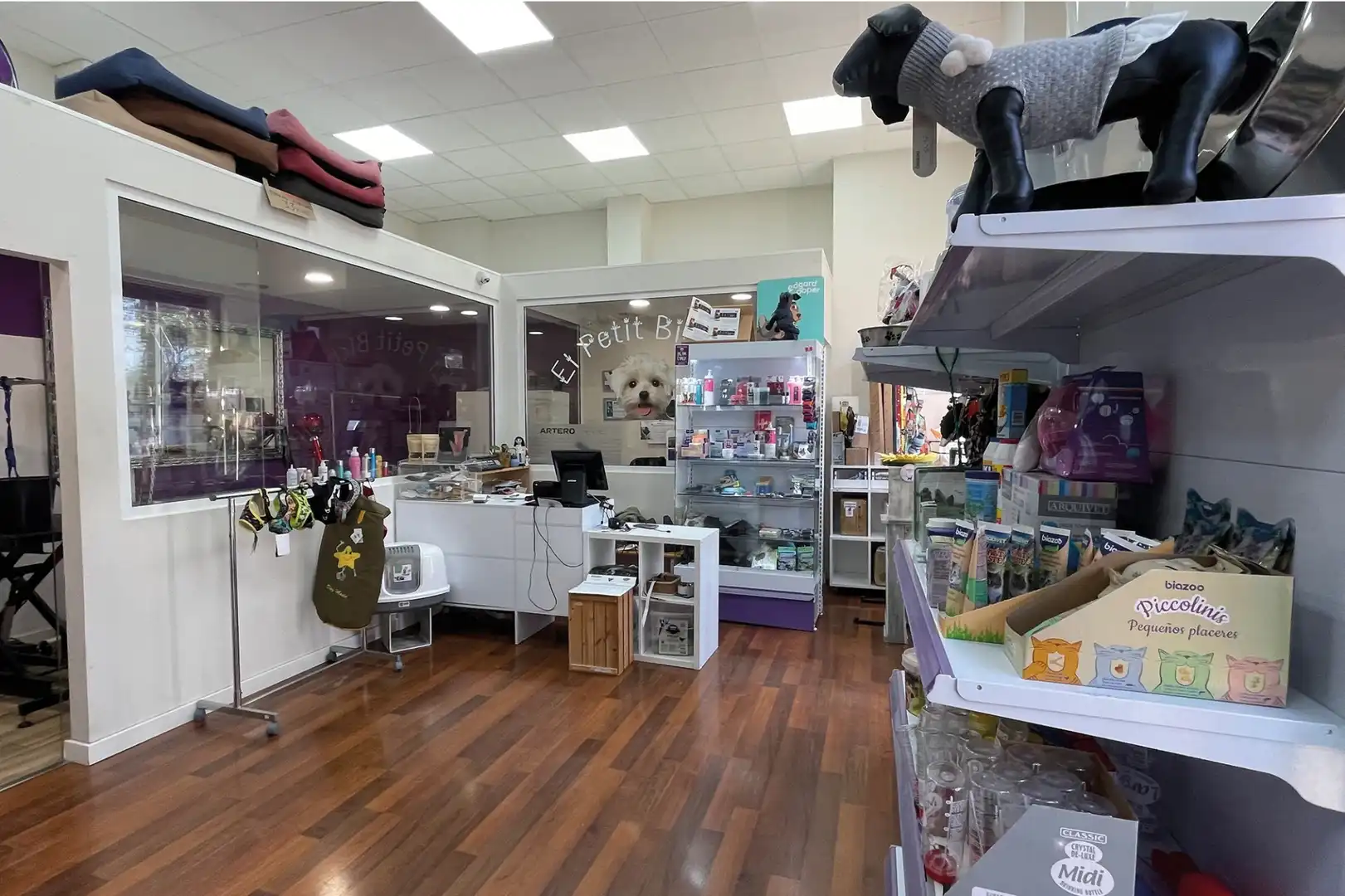 Local en venta en Sant Just Desvern con Aire acondicionado