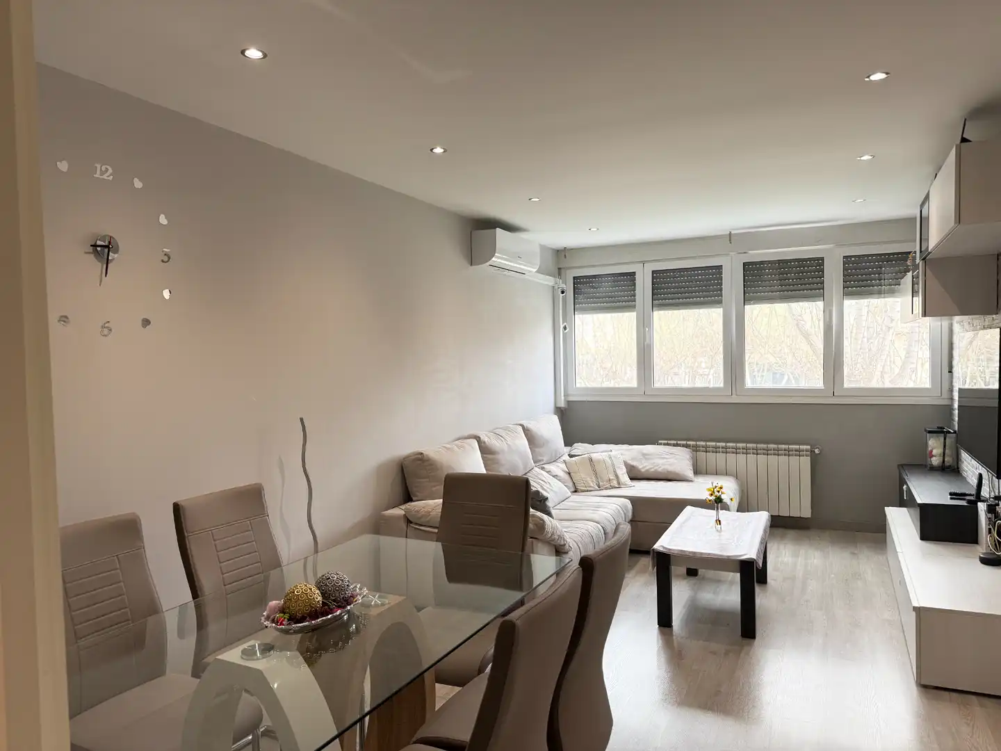 Living room of Flat for sale in Mejorada del Campo  with Air Conditioner, Heating and Furnished