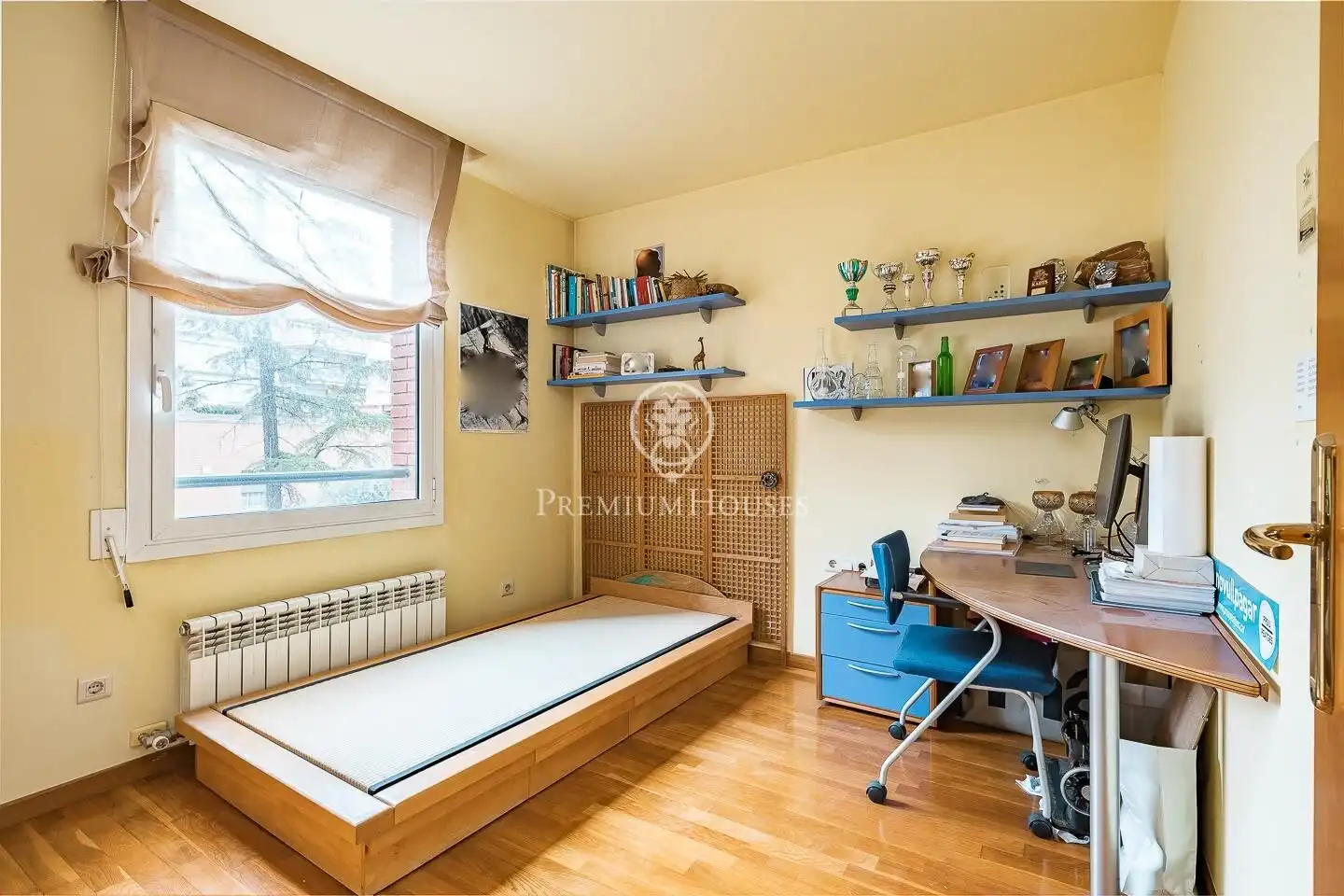 Bedroom of Flat for sale in Esplugues de Llobregat  with Air Conditioner, Heating and Private garden