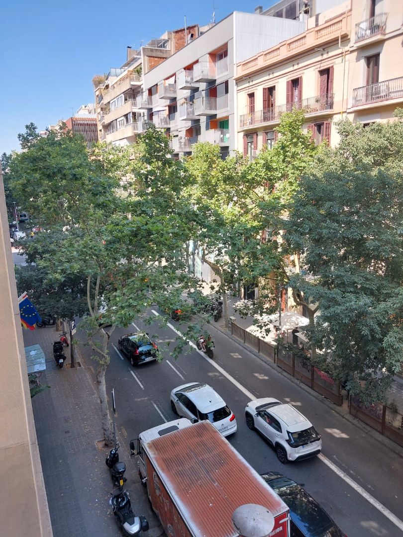 Exterior view of Flat to rent in  Barcelona Capital  with Heating