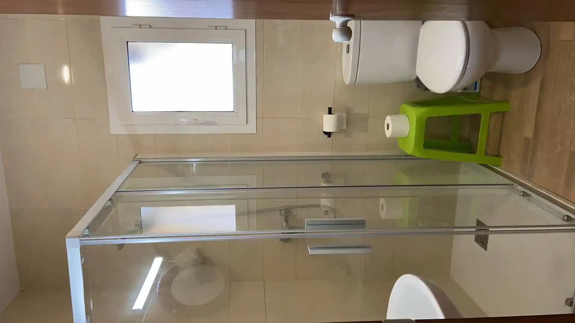 Badezimmer von Einfamilien-Reihenhaus zur Miete in Quintanar del Rey mit Klimaanlage, Möbliert und Balkon