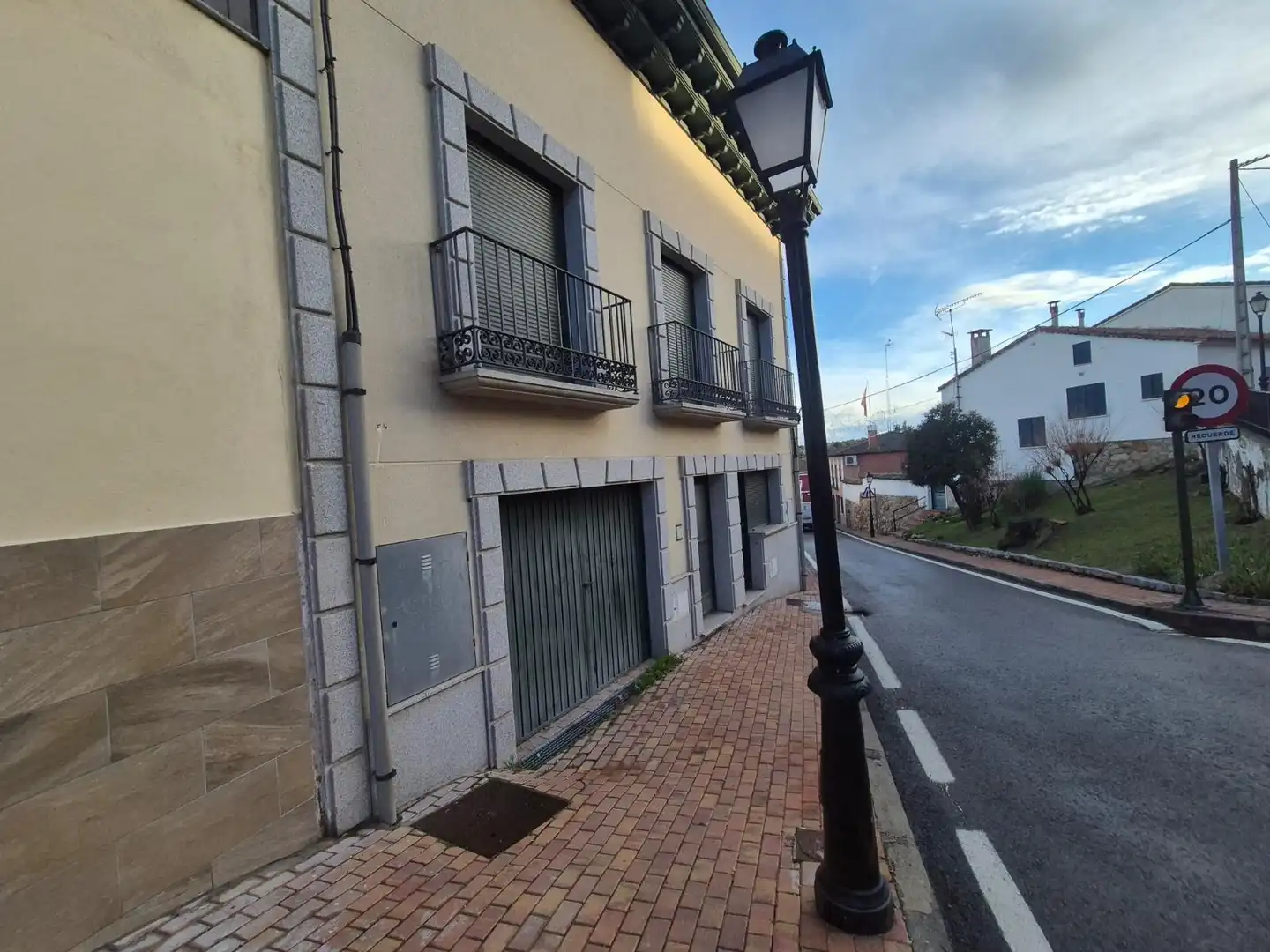 Dúplex en venda a JOSE DE LA MORENA, Villamantilla