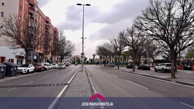Local comercial en Alquiler en El Rocío - La Milagrosa