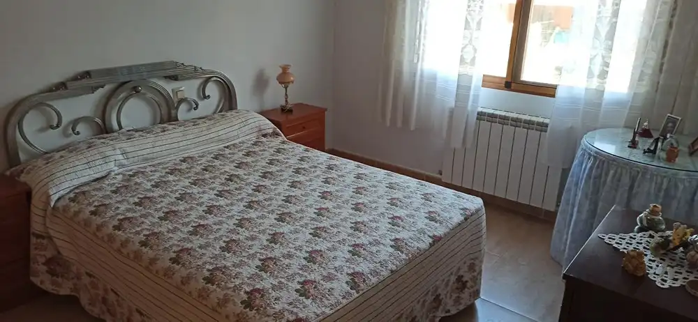 Bedroom of Houses for sale in Navalpino  with Heating and Terrace