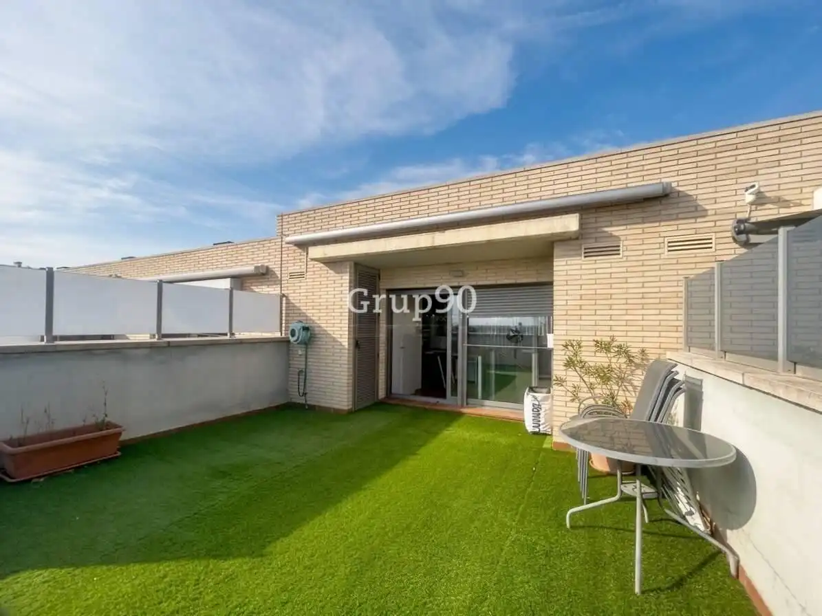 Terraza de Casa adosada en venta en Lleida con Aire acondicionado, Calefacción y Jardín privado