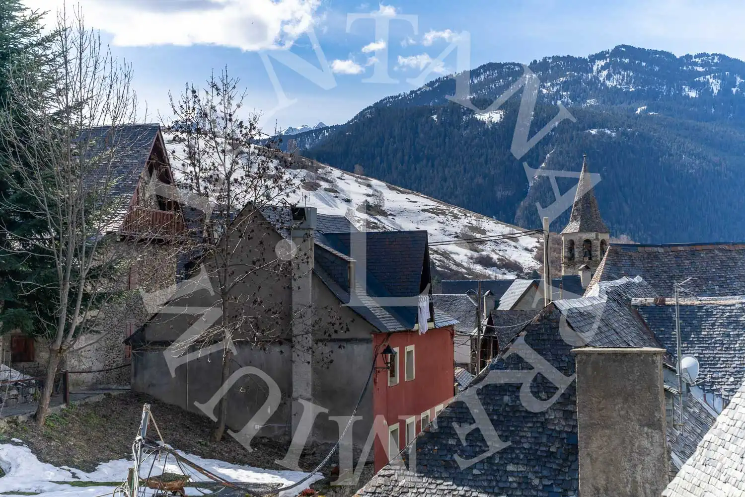 Vista exterior de Casa o chalet en venta en Naut Aran con Calefacción, Parquet y Amueblado
