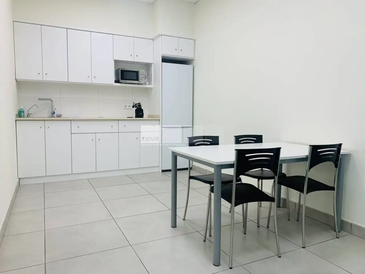 Cocina de Oficina de alquiler en Tona