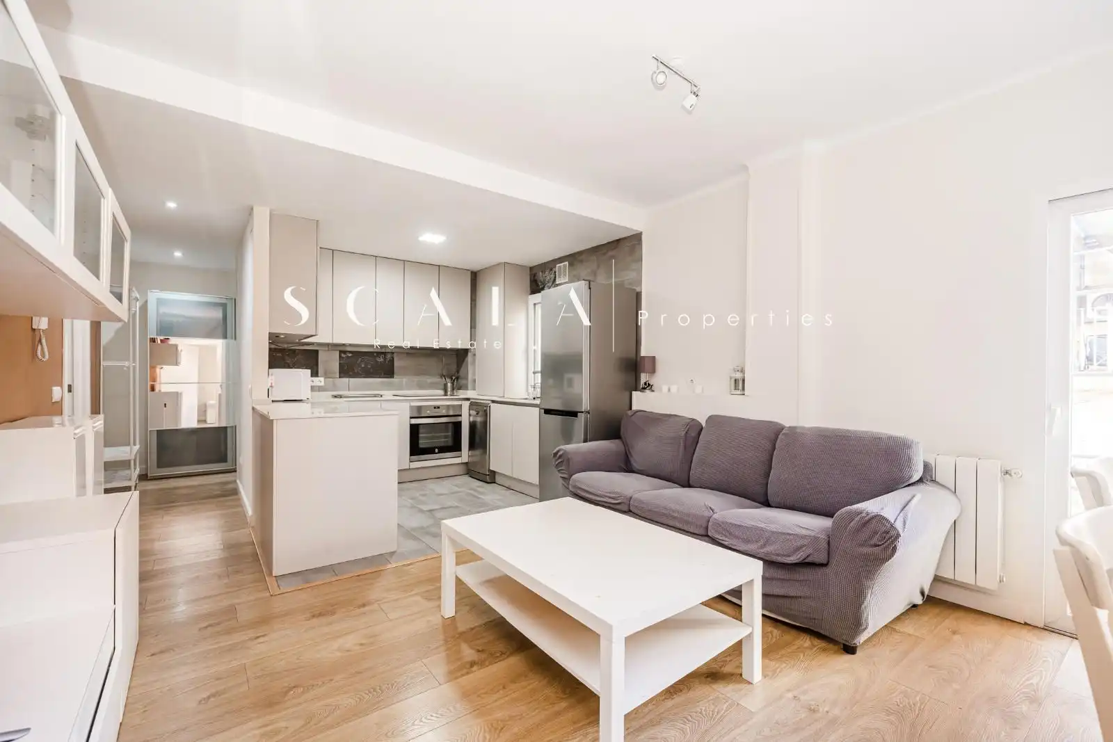 Exterior view of Flat for sale in Madrid  with Air Conditioner, Heating and Terrace