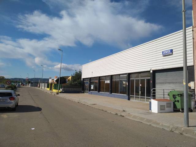 Nave industrial en Alquiler en Desconocido, 180 en Mas Florit - Ca la Guidó
