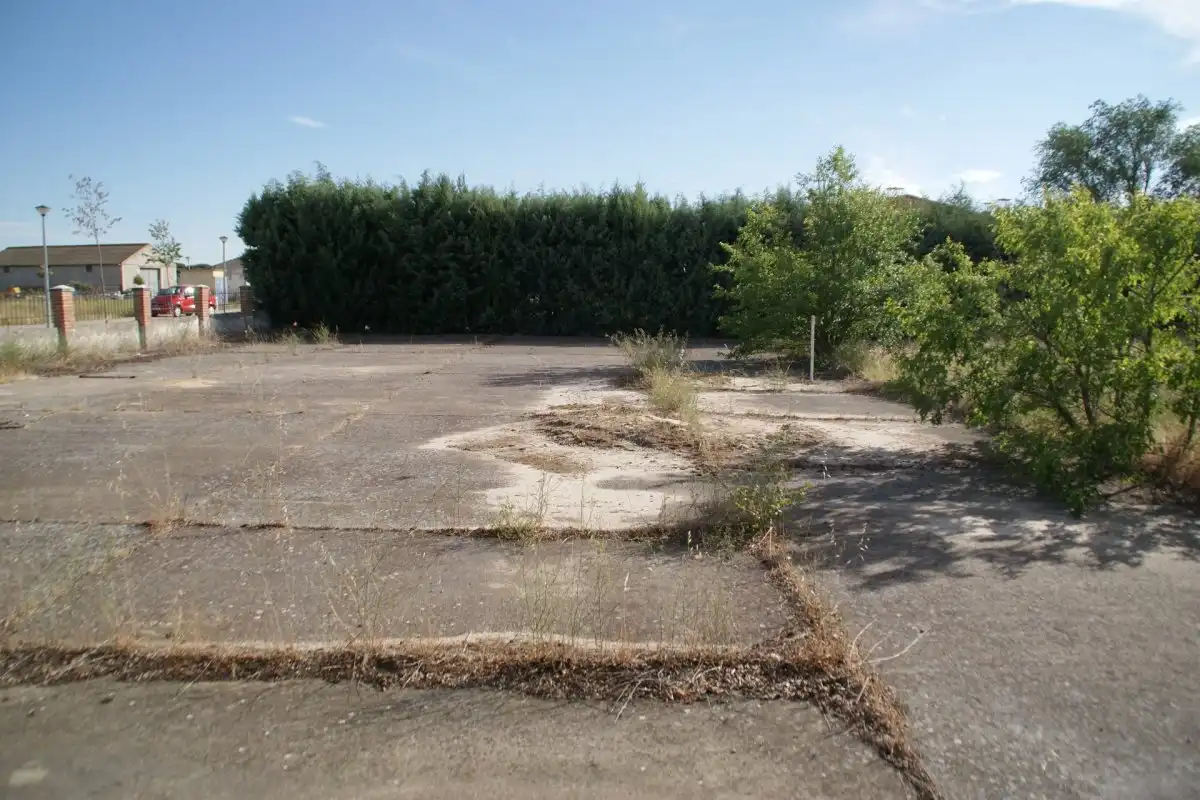 Residential land for sale in Viana de Cega, imagen 4