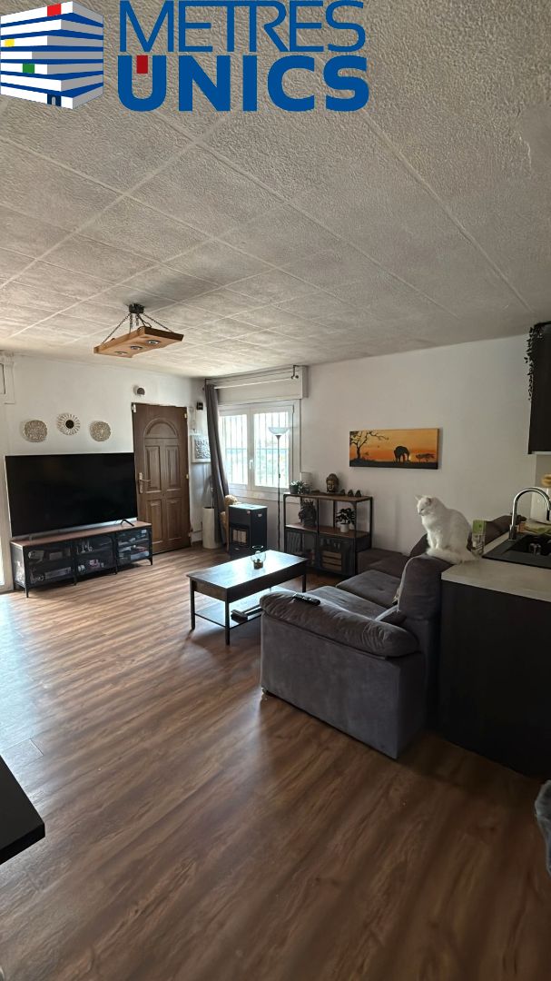 Sala d'estar de Casa o xalet en venda en Santa Eulàlia de Ronçana amb Jardí privat, Parquet i Terrassa