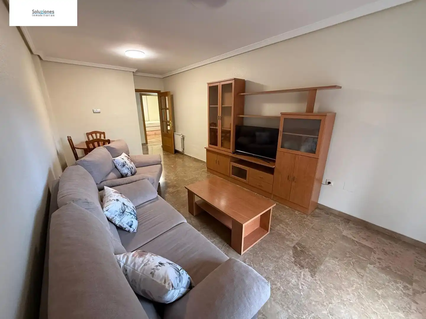 Piso con terraza en venta en Industria, imagen 2