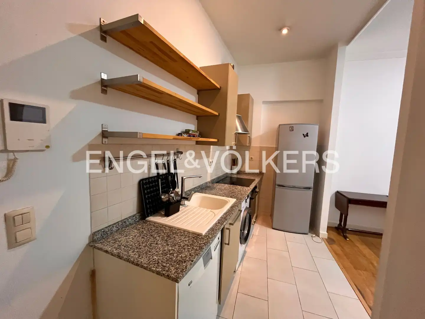 Kitchen of Flat for rent in Madrid  with Air Conditioner, Heating and Parquet flooring