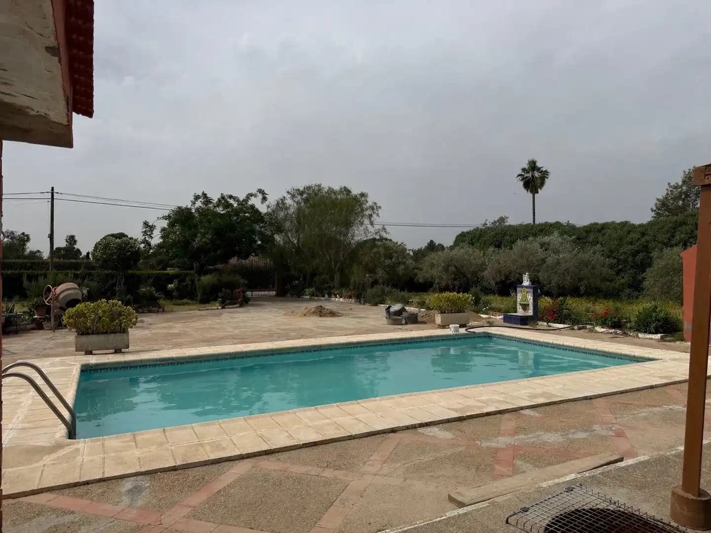 Piscina de Casa o chalet en venta en Carmona con Jardín privado, Terraza y Piscina
