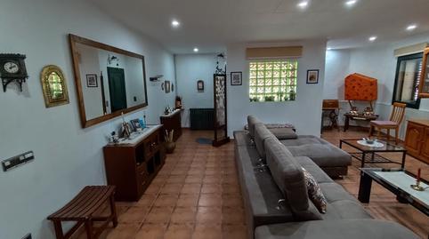 Foto 4 de Casa adosada en venta en Carrer de L'església, 19, Sils, Girona