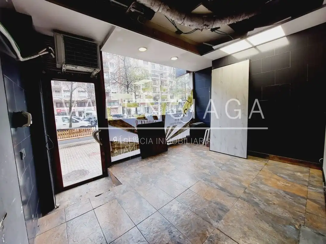 Exterior view of Commercial properties for rent in Donostia - San Sebastián   with Air Conditioner