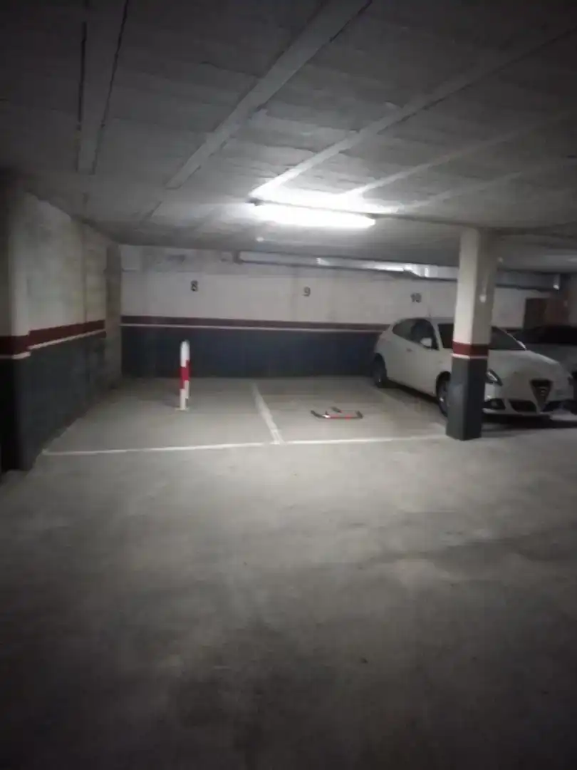 Parkplatz von Garage zur Miete in Vigo 