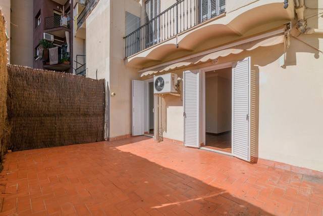 Planta baja en Venta en Carrer de València en L'Antiga Esquerra de l'Eixample
