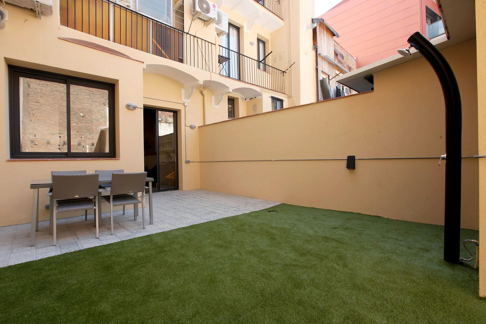 Terrace of Flat to rent in  Barcelona Capital  with Air Conditioner, Heating and Private garden