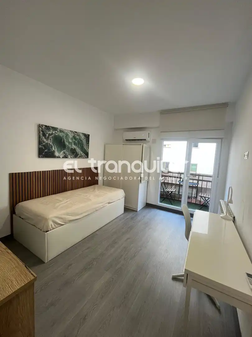 Study for rent in Calle Alonso del Barco, Palos de Moguer