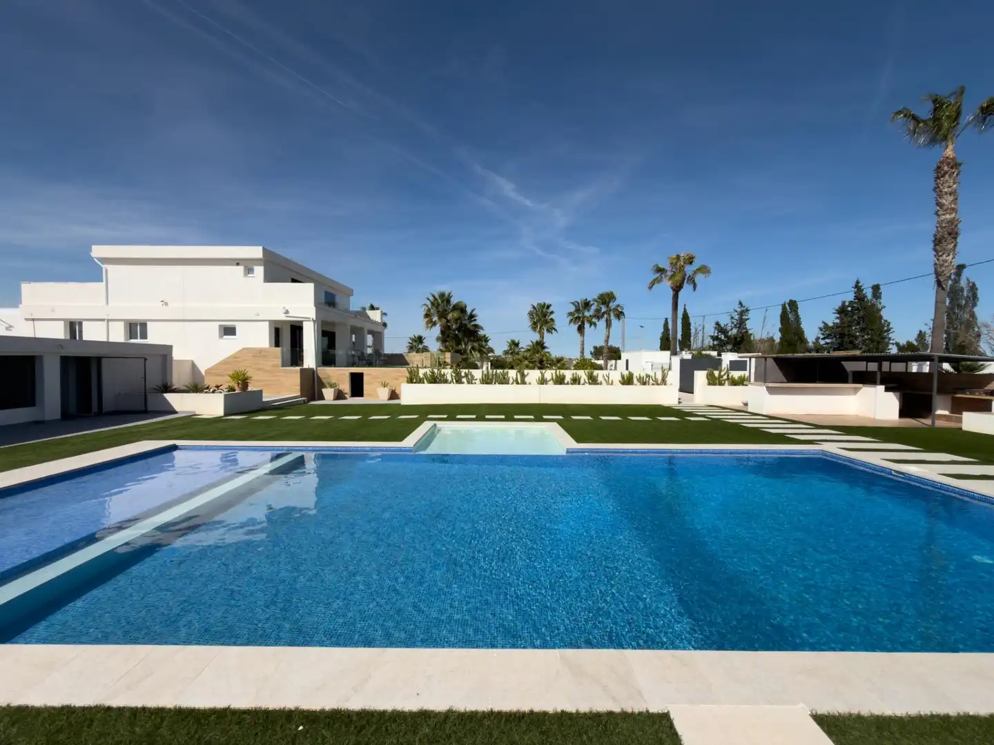 Piscina de Casa o xalet en venda en Los Montesinos amb Aire condicionat, Calefacció i Jardí privat