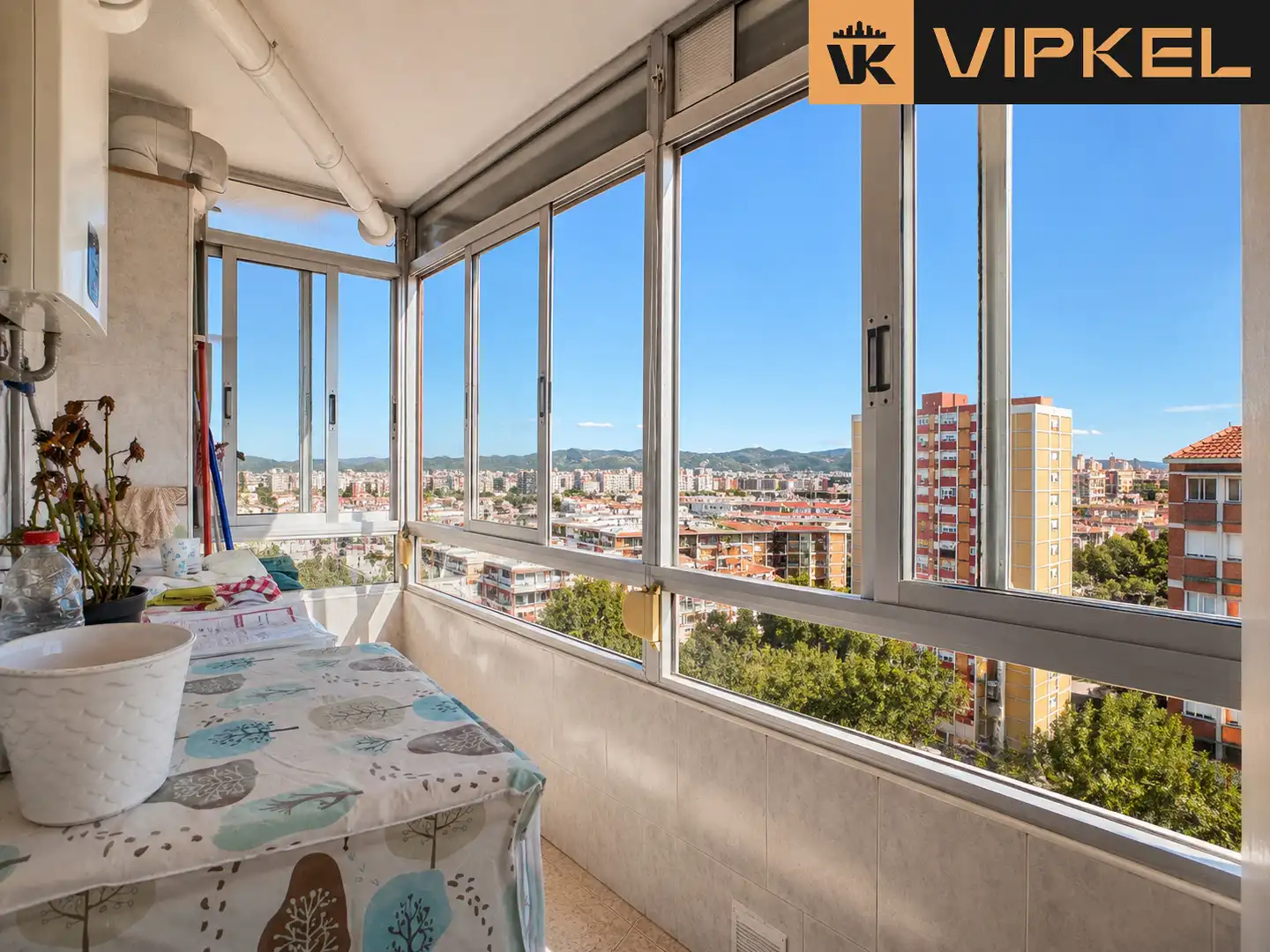 Terrasse von Wohnung zum Verkauf in Cornellà de Llobregat mit Klimaanlage, Heizung und Terrasse