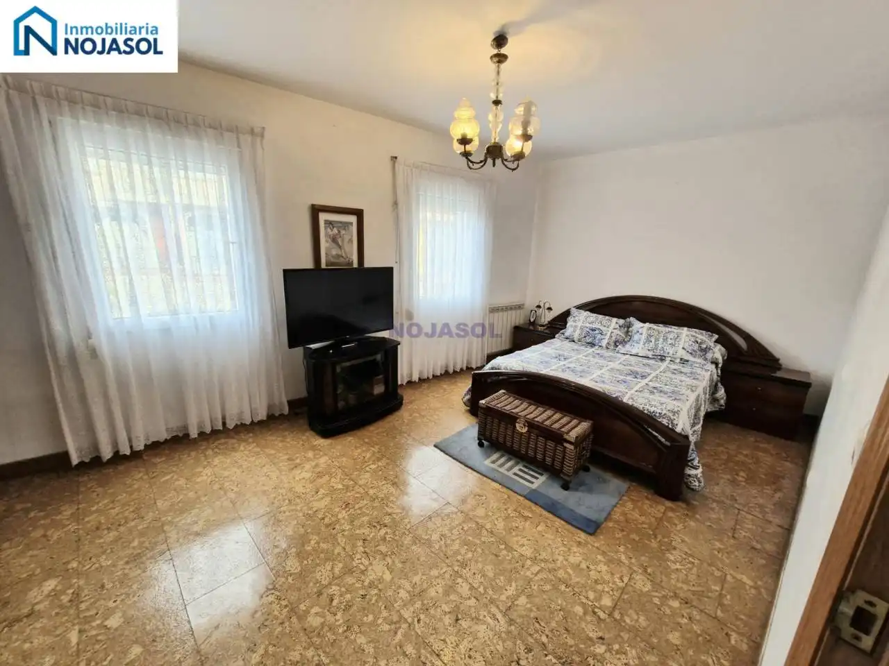Habitación de Casa adosada en venta en Noja con Calefacción, Jardín privado y Amueblado