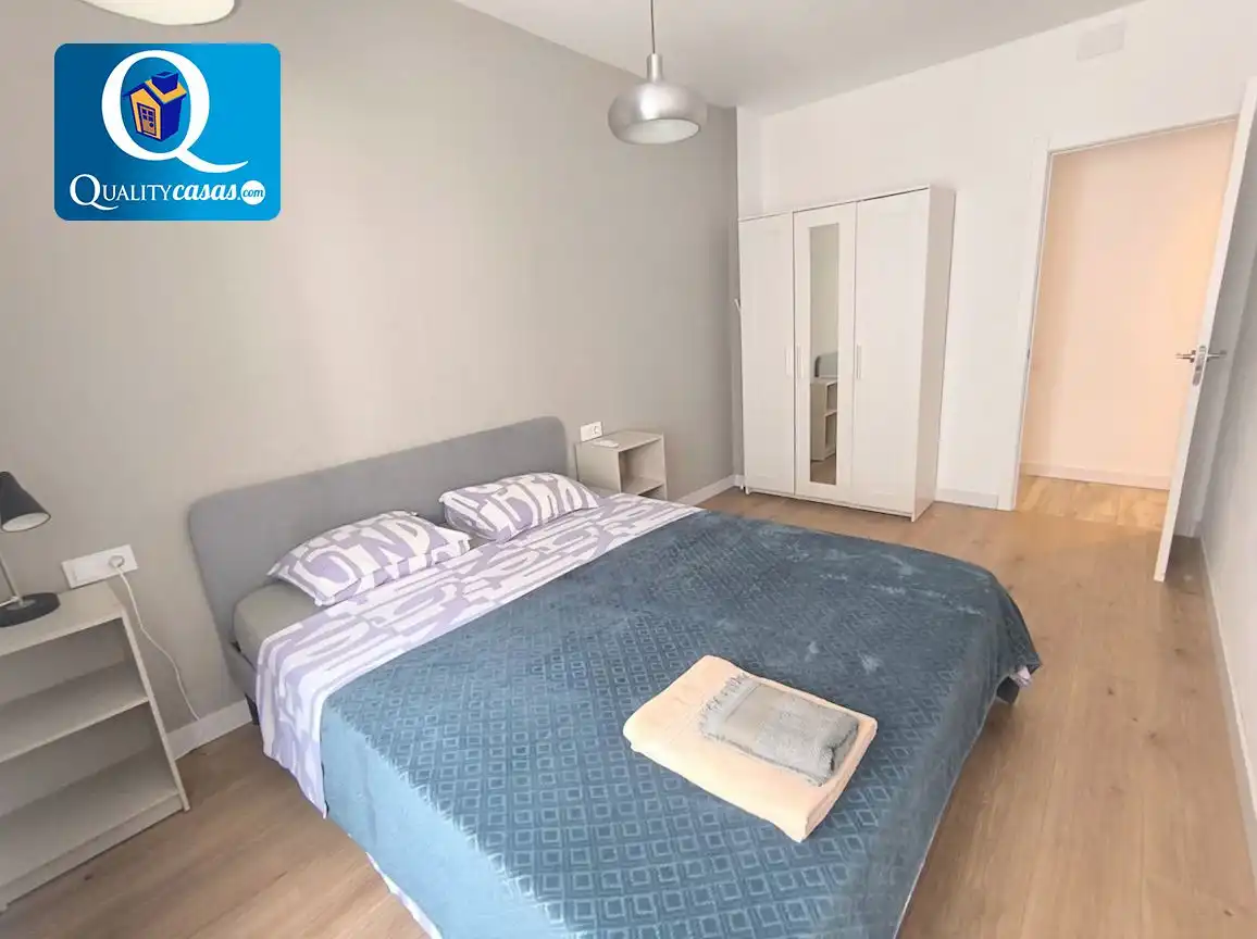 Habitación de Apartamento en venta en Alicante / Alacant con Aire acondicionado, Calefacción y Terraza
