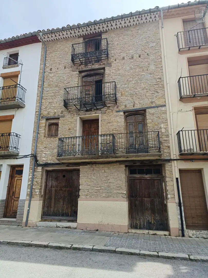 Casa con terraza en venta en Villafranca del Cid / Vilafranca