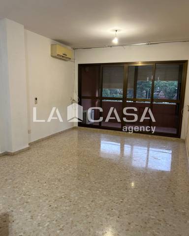 Piso en Venta en Avenida Alcalde Luis Uruñuela en Urbadiez - Entrepuentes