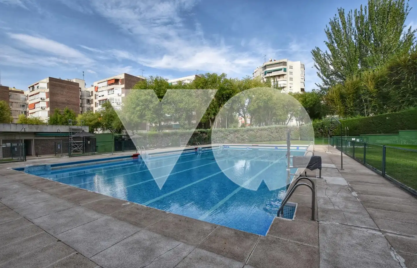 Piscina de Piso en venta en Madrid con Aire acondicionado, Calefacción y Terraza