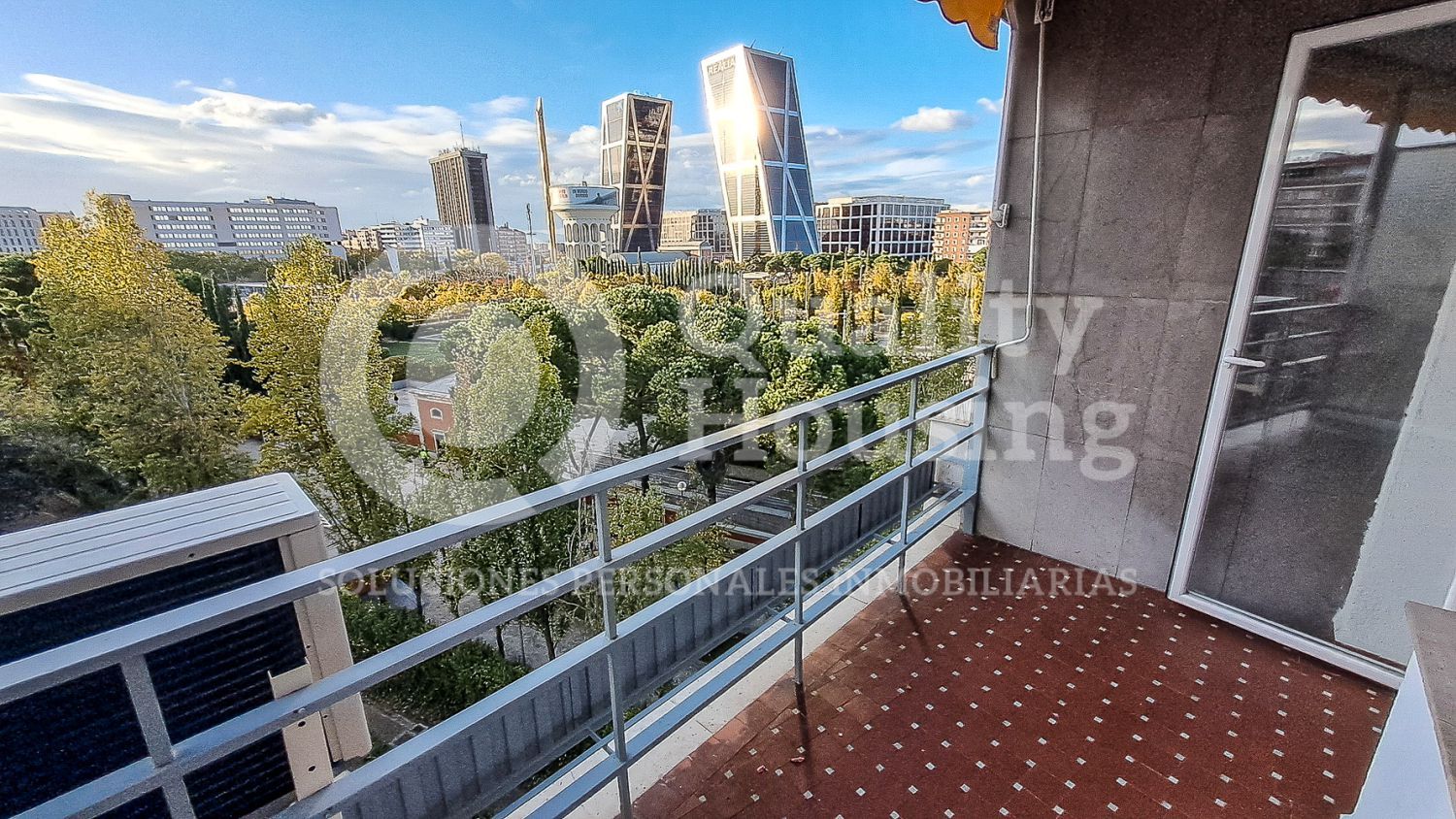 Terrace of Flat to rent in  Madrid Capital  with Air Conditioner, Parquet flooring and Terrace