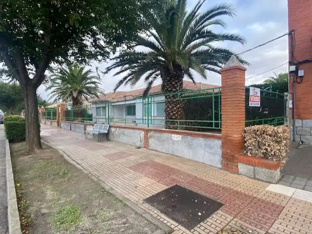 Vista exterior de Casa o chalet en venta en Sonseca con Aire acondicionado, Calefacción y Jardín privado