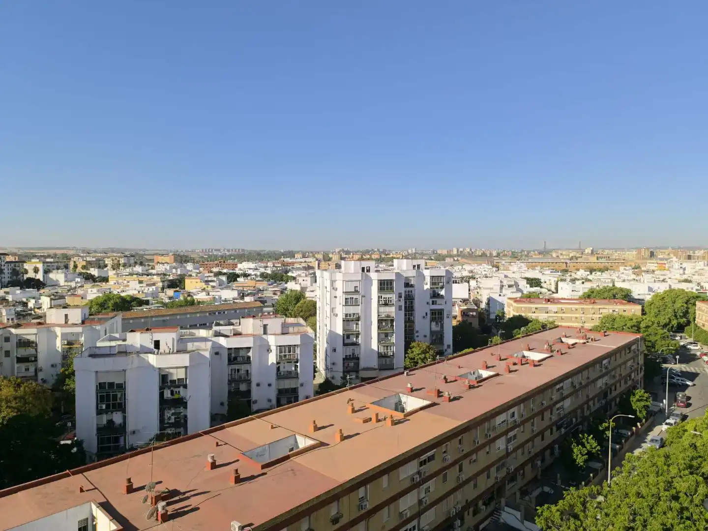 Vista exterior de Pis en venda en  Sevilla Capital amb Aire condicionat