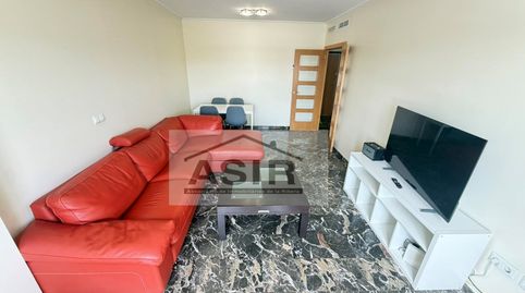 Foto 4 de Piso en venta en Calle Requena, Sants Patrons, Alzira