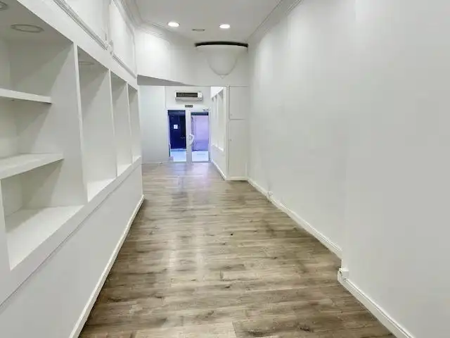 Local comercial en venda a Barri Antic, imagen 4