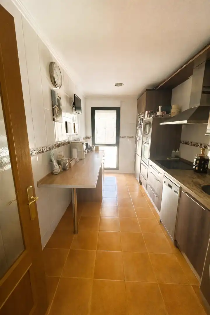 Kitchen of Flat for sale in Villaquilambre  with Heating