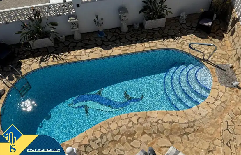 Villa con piscina in vendita a Cometa, imagen 2
