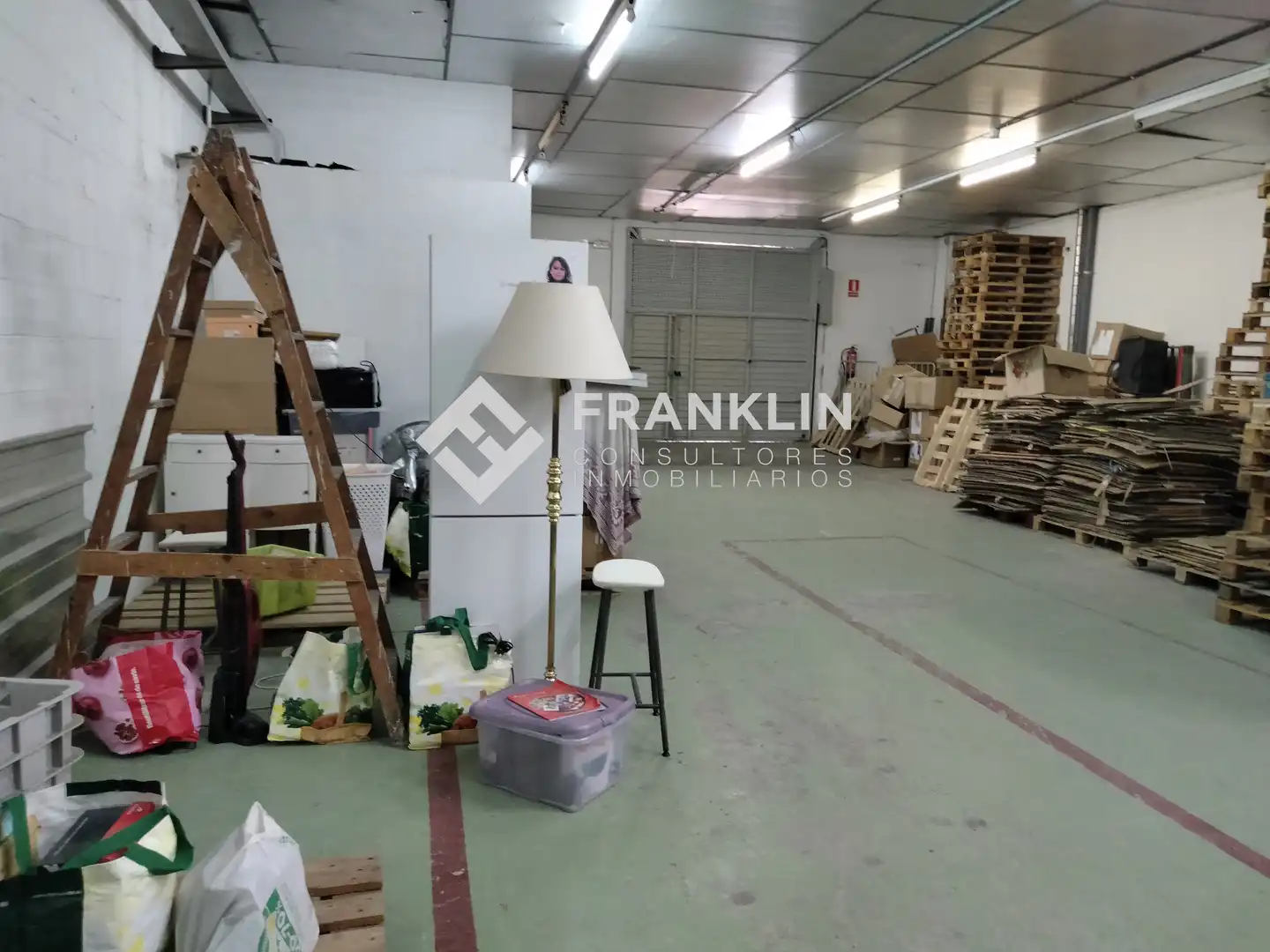 Nau industrial en venda en Pineda de Mar amb Alarma
