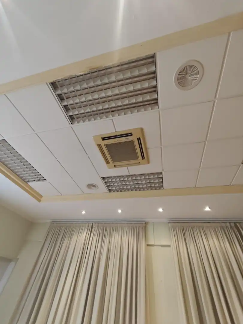 Oficina en venta en Petrer con Aire acondicionado