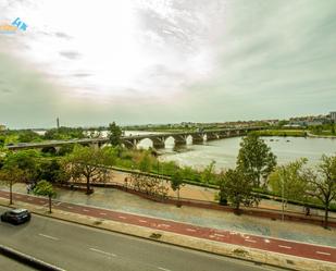 Vista exterior de Pis en venda en Badajoz Capital amb Aire condicionat
