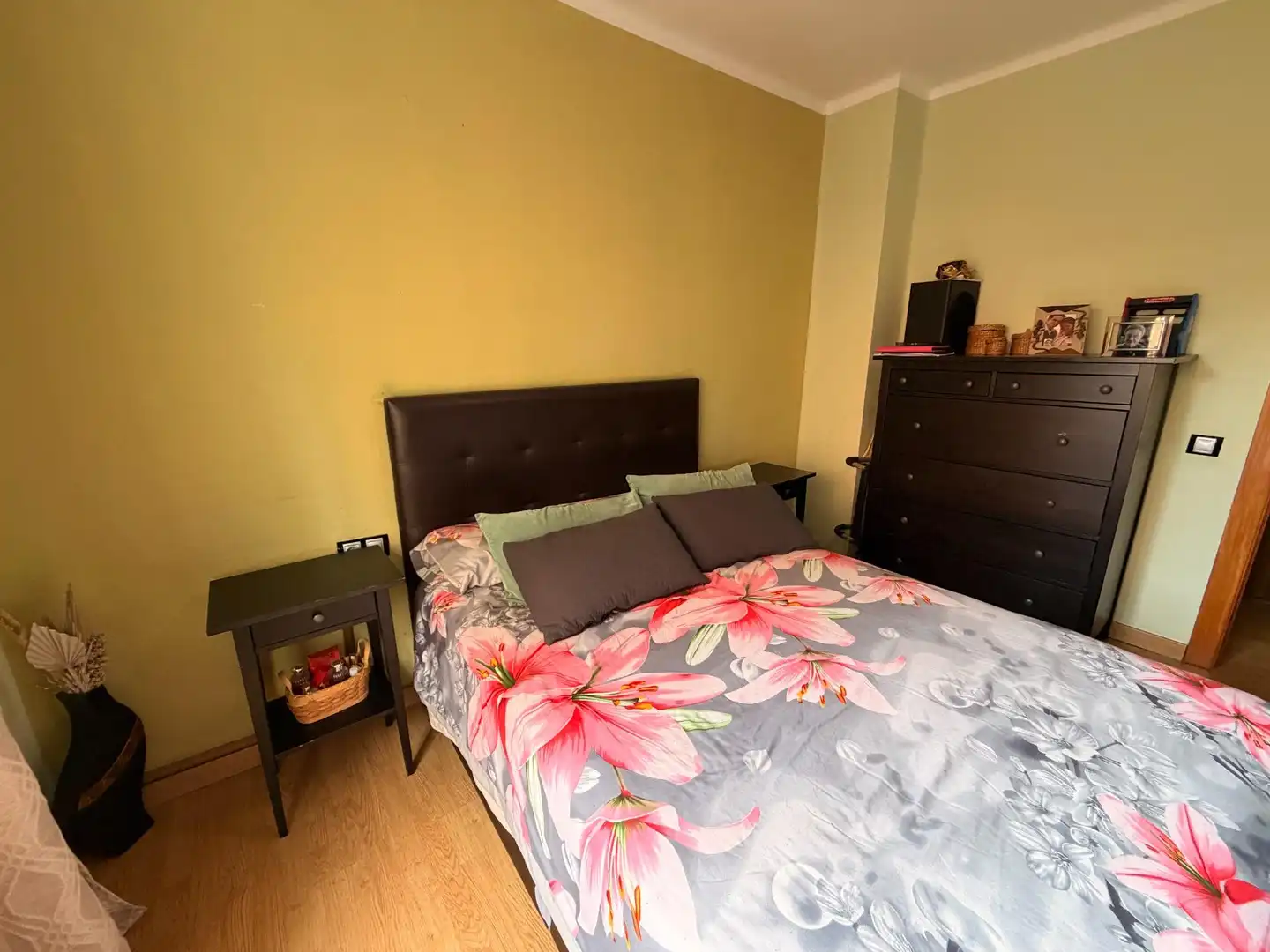 Bedroom of Flat for sale in Sabadell  with Air Conditioner and Parquet flooring