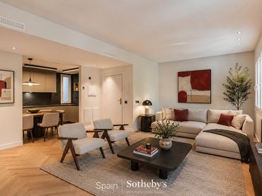 Apartamento con ascensor en venta en Calle del General Álvarez de Castro