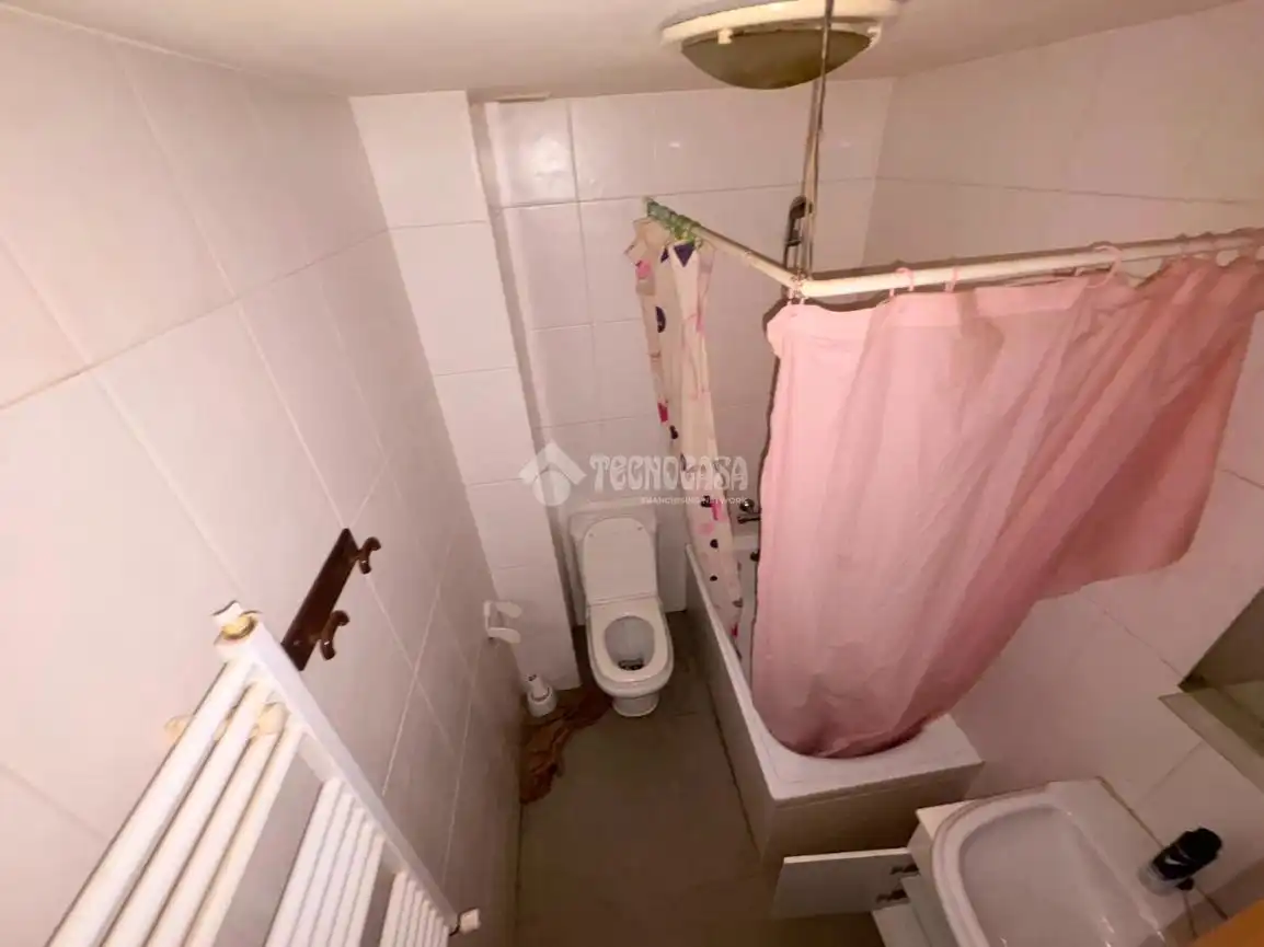 Badezimmer von Wohnung zum Verkauf in Talavera de la Reina mit Klimaanlage, Heizung und Terrasse