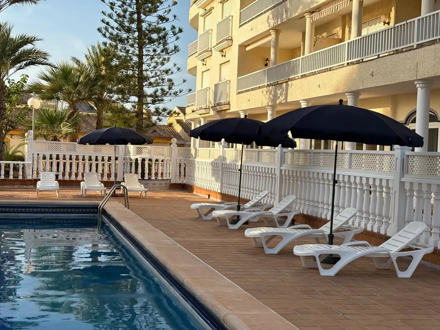 Terrasse von Dachboden zur Miete in La Manga del Mar Menor mit Klimaanlage, Heizung und Terrasse