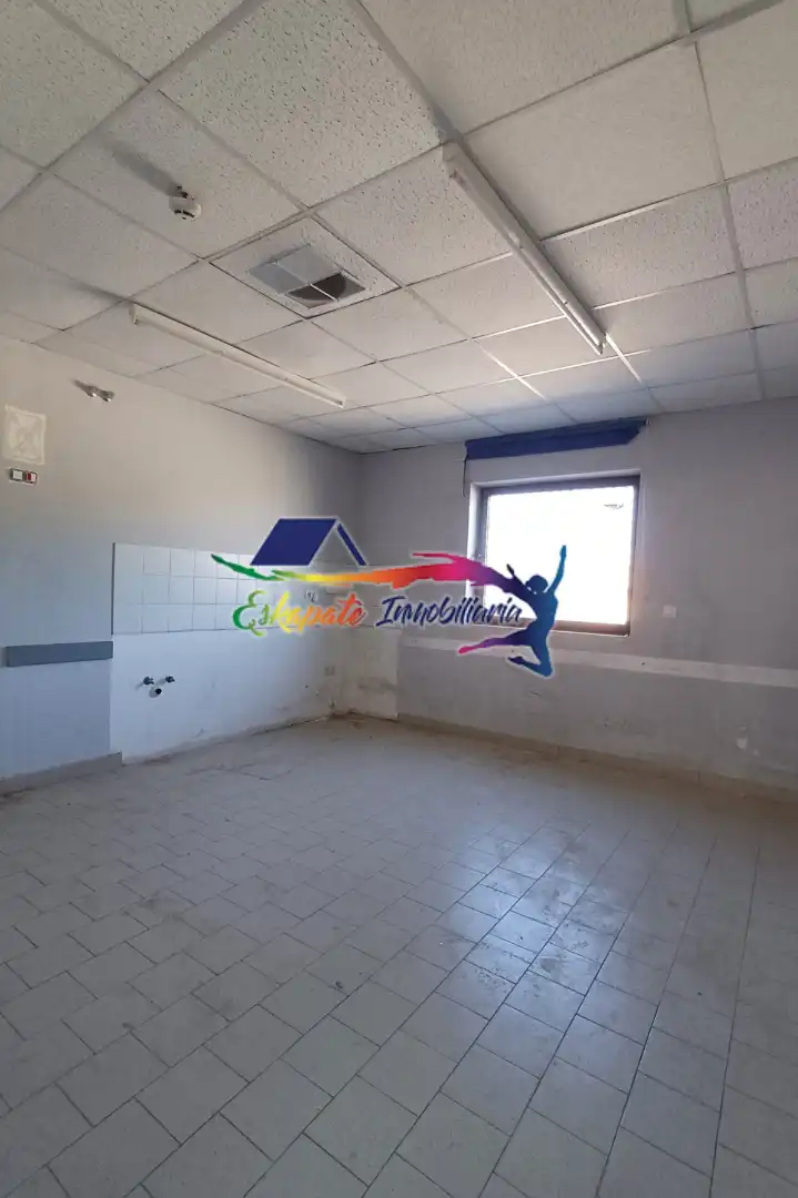 Fabrikhallen zur Miete in Villacañas