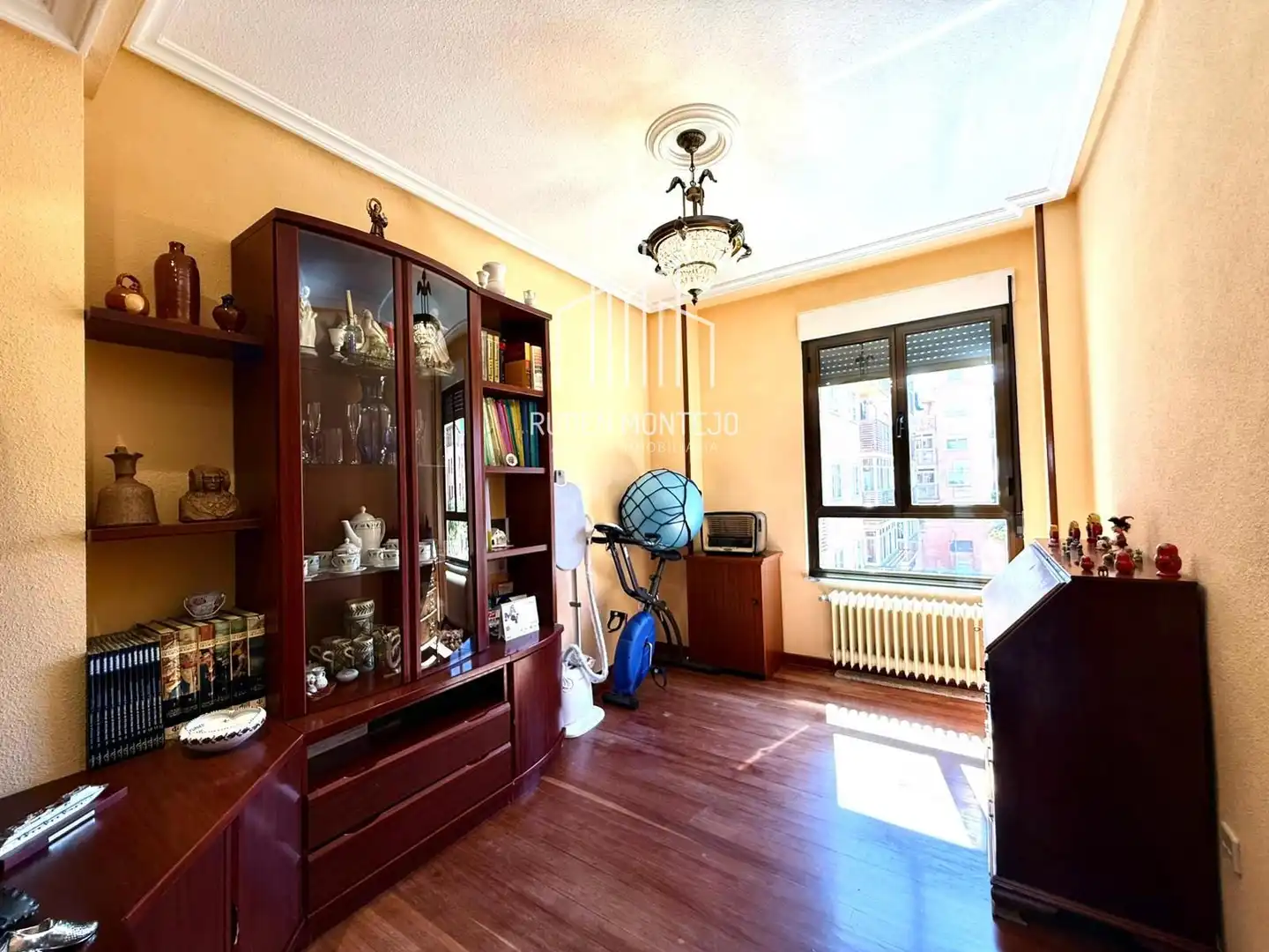 Bedroom of Flat for sale in Salamanca  with Heating, Terrace and Storage room